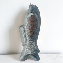Load image into Gallery viewer, Hanging Copper Fish Mold