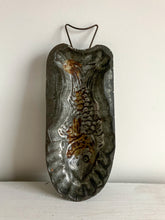Load image into Gallery viewer, Hanging Tin Fish Mold