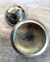 Load image into Gallery viewer, Lidded Brass Incense Holder