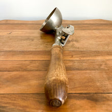 Load image into Gallery viewer, Erie Specialty Co. Early 1900's Ice Cream Scoop