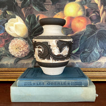 Load image into Gallery viewer, Ceramic Textural Flourish Vase