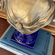 Load image into Gallery viewer, Porcelain Limoges-Style Marie Antoinette Bust
