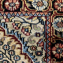 Load image into Gallery viewer, Vintage Floral Oriental Rug
