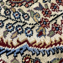 Load image into Gallery viewer, Vintage Floral Oriental Rug