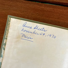 Load image into Gallery viewer, 1965 Guide Historique Des Rues De Paris Vintage Book