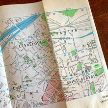 Load image into Gallery viewer, 1965 Guide Historique Des Rues De Paris Vintage Book