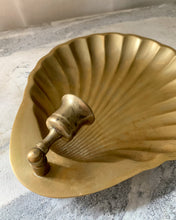 Load image into Gallery viewer, Solid Brass Clam Wall Sconce
