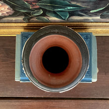 Load image into Gallery viewer, Ceramic Textural Flourish Vase
