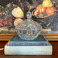 Load image into Gallery viewer, Lidded Crystal Dish - Medium

