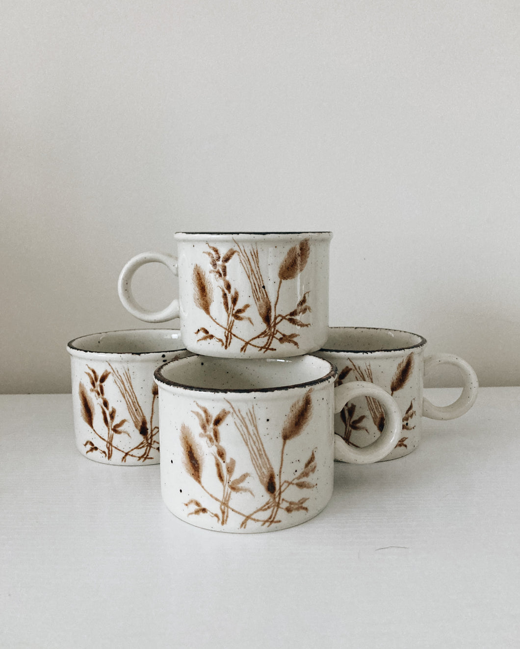 Vintage Stoneware Winter Wheat Mugs - Set of 4